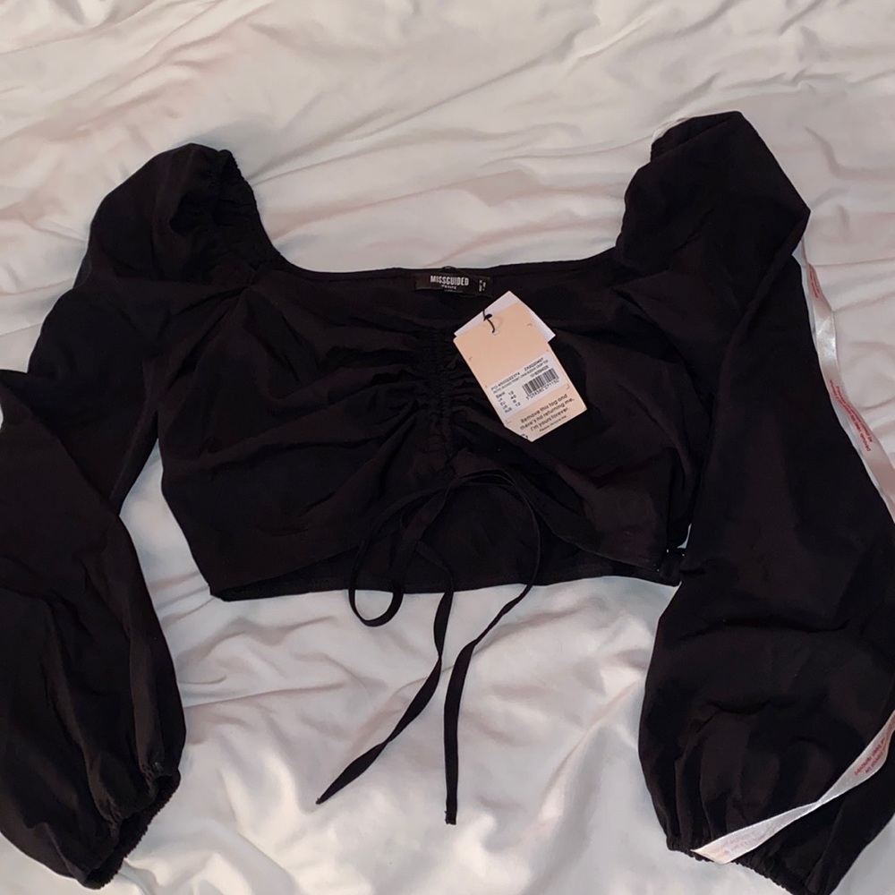 NWT Missguided Ruched Front Long Sleeve Crop